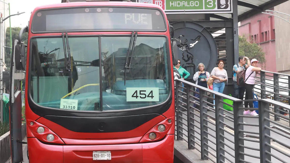 6128757-SVT10JUNIO2025-020