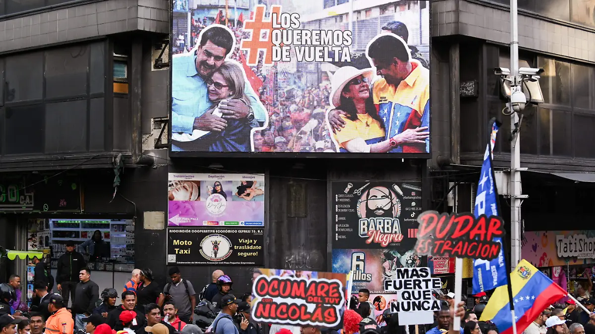 2026-02-03T213700Z_1376744401_RC2KEJAKBZLQ_RTRMADP_3_USA-VENEZUELA-MARCH