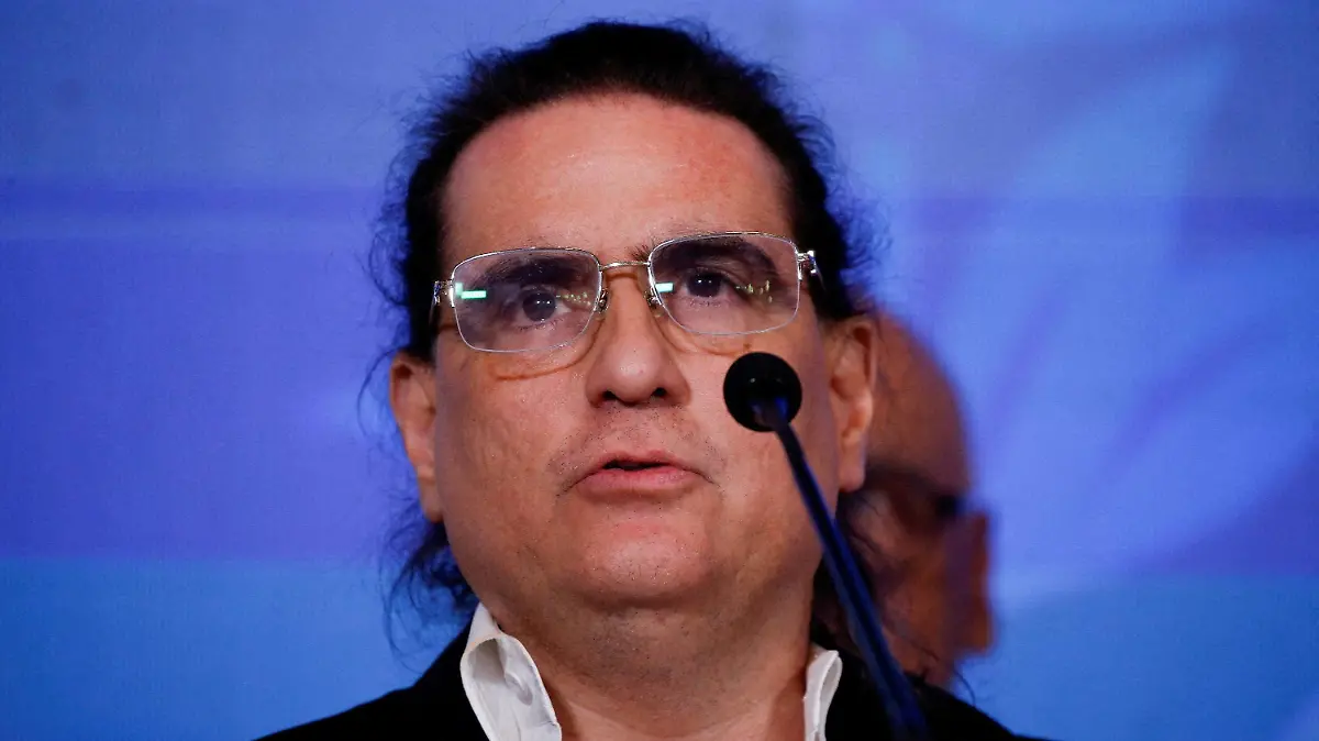 2026-02-05T002432Z_1286400174_RC2Q15APL45V_RTRMADP_3_USA-VENEZUELA-SAAB