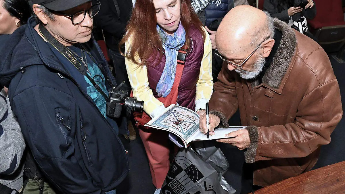 China entrega al arqueólogo Eduardo Matos Moctezuma el Premio al Descubrimiento de Campo 2025