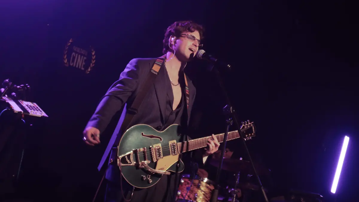 NICOLAS HAZA MUSICO ivonne rodriguez (5)