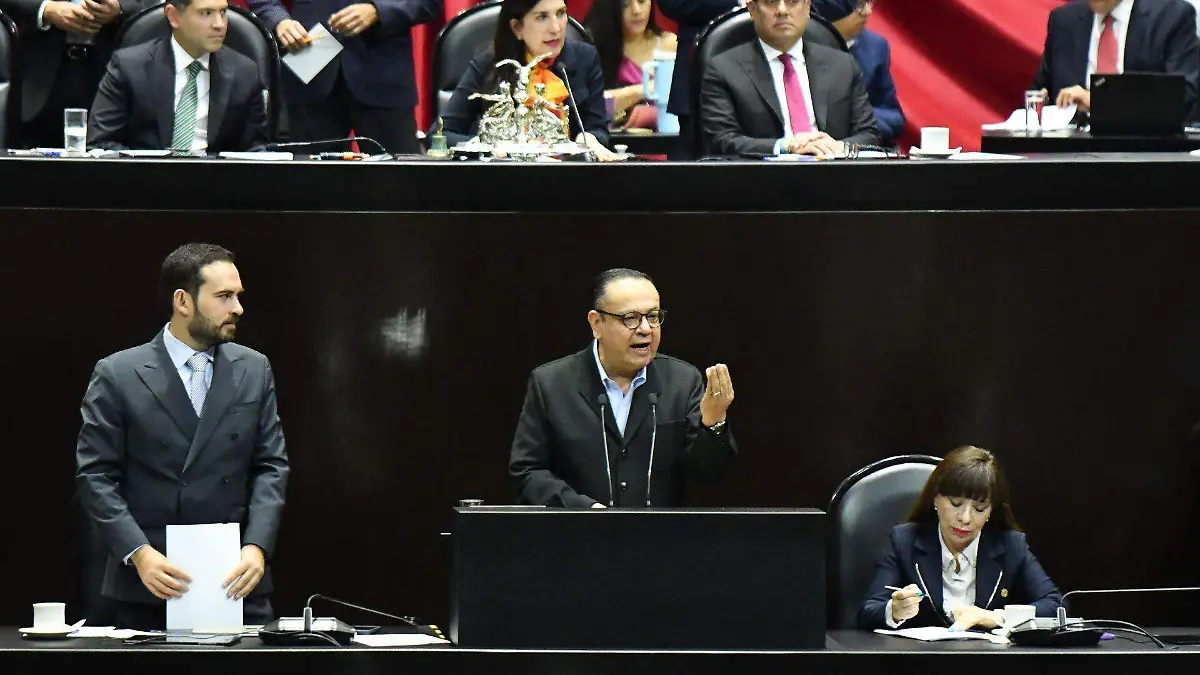 1051986_Sesión Diputados Ley de Amparo_web