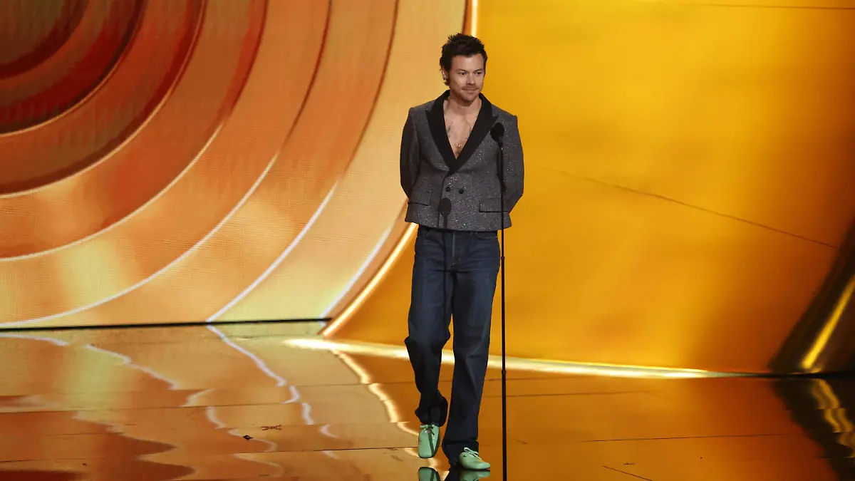 2026-02-02T043307Z_1564398491_HP1EM220CN3TA_RTRMADP_3_AWARDS-GRAMMYS