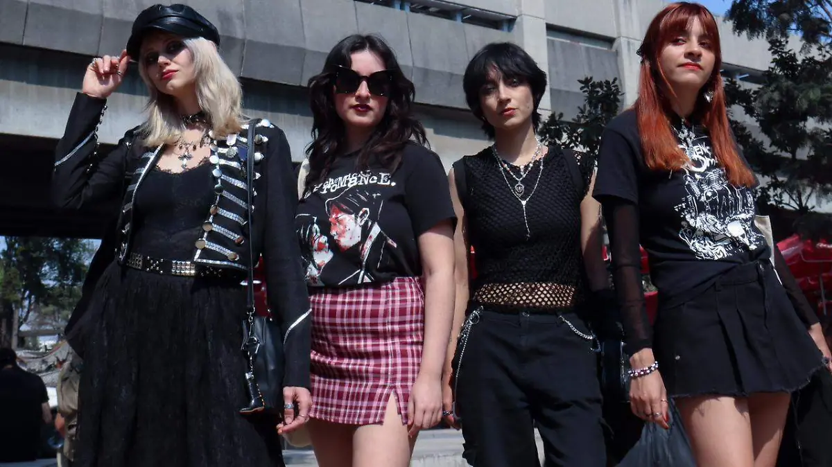 1e7cbdfa-a48a-43fb-9d25-e62b56164091