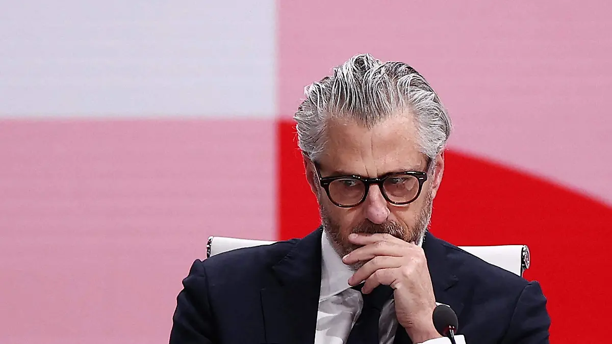 2026-02-03T132717Z_1897571915_UP1EM2311DGU6_RTRMADP_3_OLYMPICS-2026-IOC