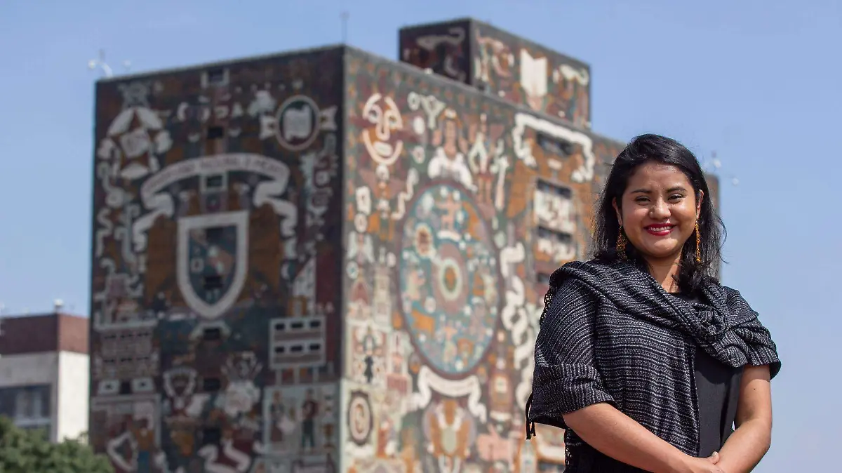 1069230_Nadia López García_web