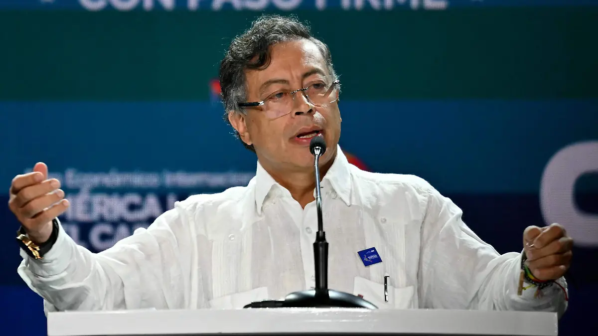 AFP__20260217__97VF9ZQ__v1__HighRes__FilesColombiaConflictPeaceTalks