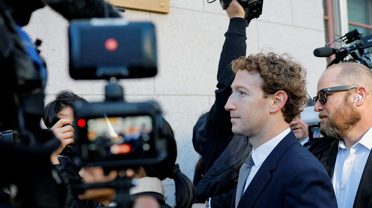 2026-02-18T164608Z_1289401524_RC2GOJA730IQ_RTRMADP_3_SOCIALMEDIA-TRIAL