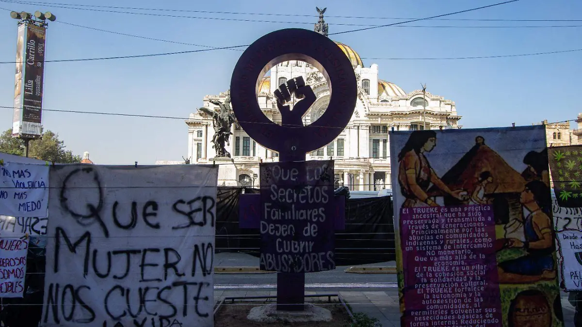 ANTIMONUMENTOS. NADYA MURILLO (19)