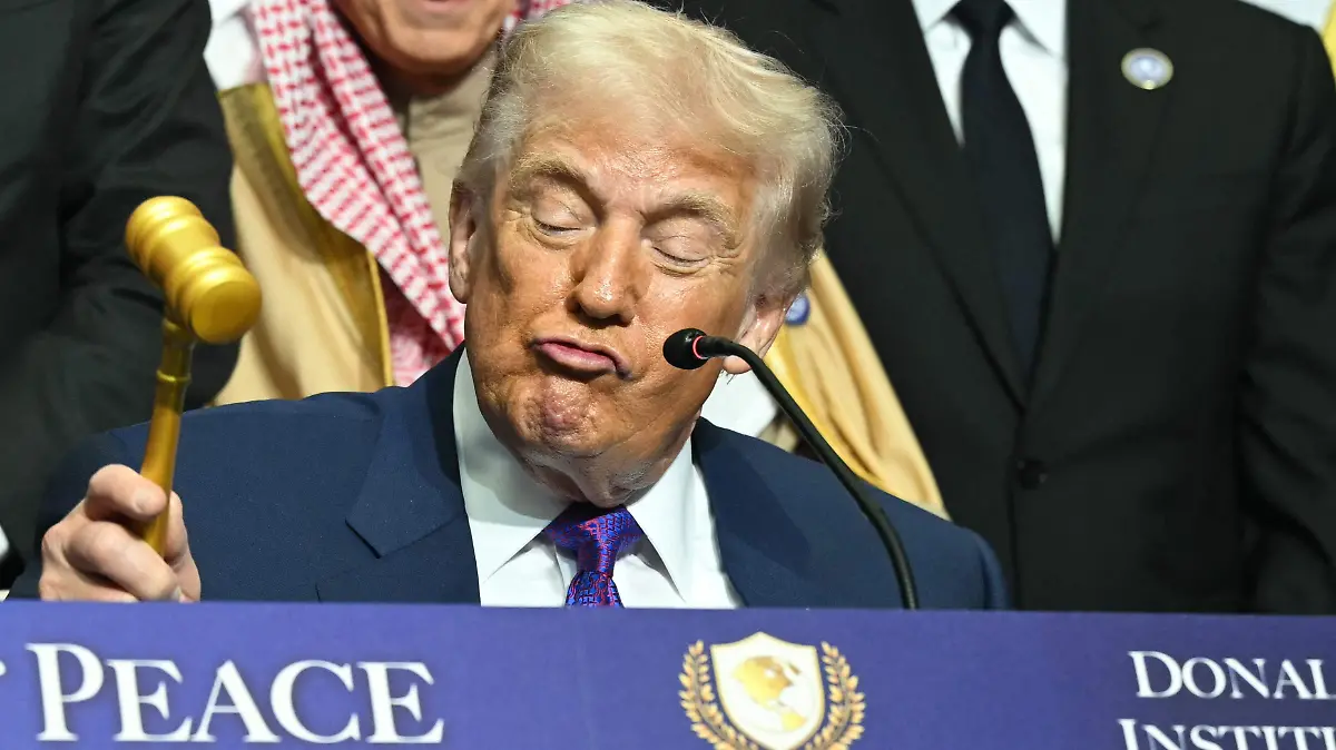 AFP__20260219__98946C9__v1__HighRes__UsPoliticsDiplomacyTrump