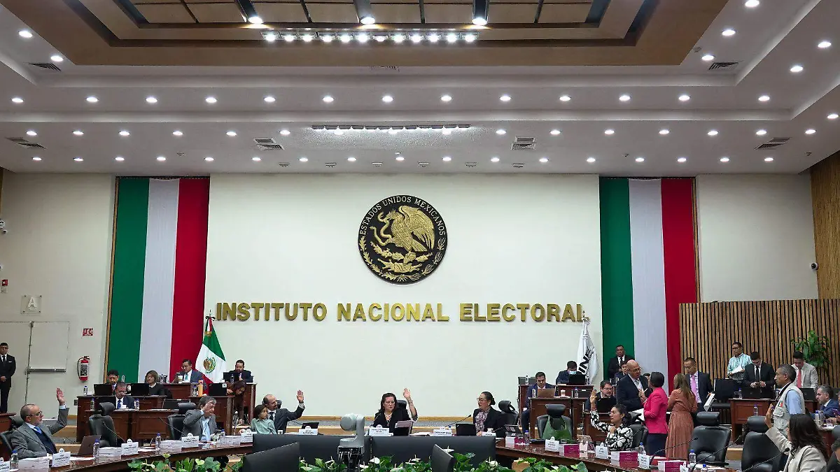 1066735_Sesión Extraordinaria INE_web