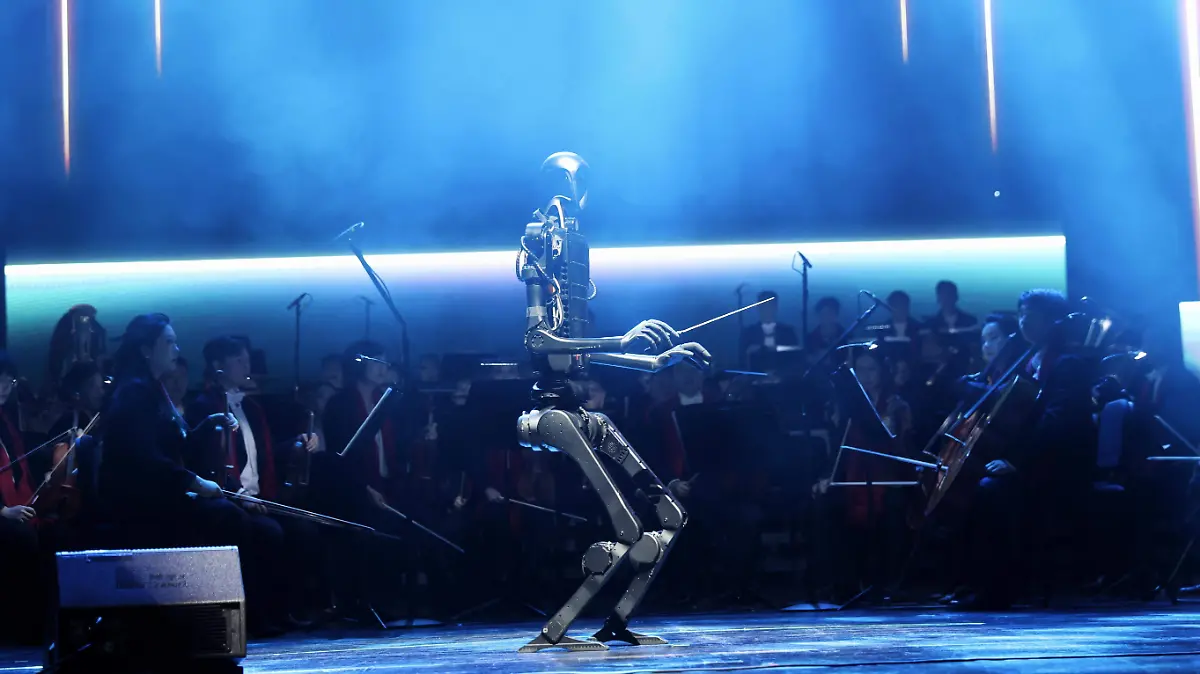 2025-12-28T000000Z_1220166189_MT1IMGCN0004OUG0I_RTRMADP_3_AI-ROBOT-CONDUCTOR