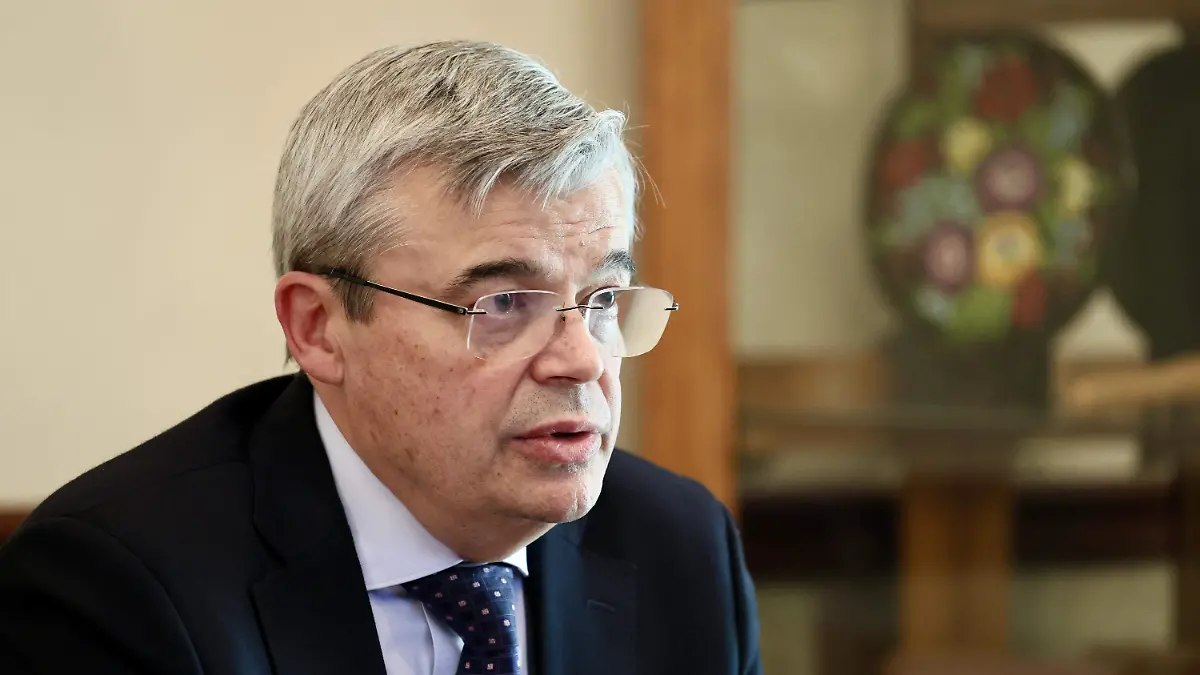 Serhii Pohoréltsev LOVERA-045