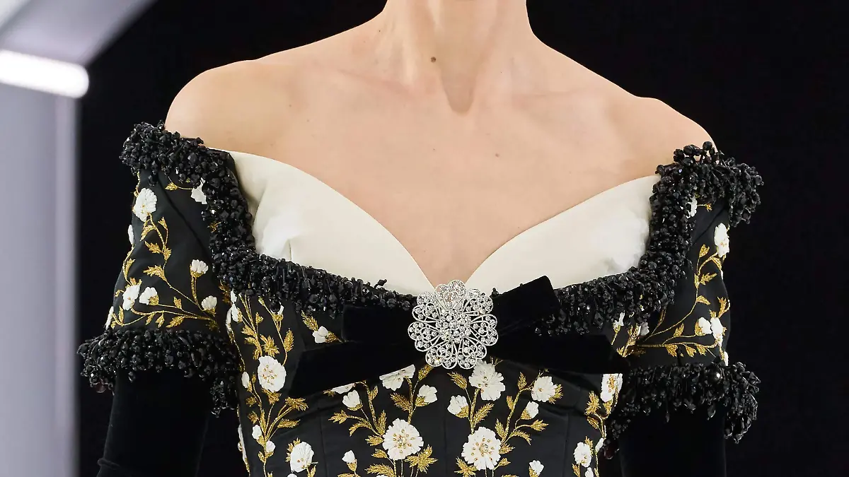 00003-richard-quinn-fall-2026-ready-to-wear-details-credit-gorunway