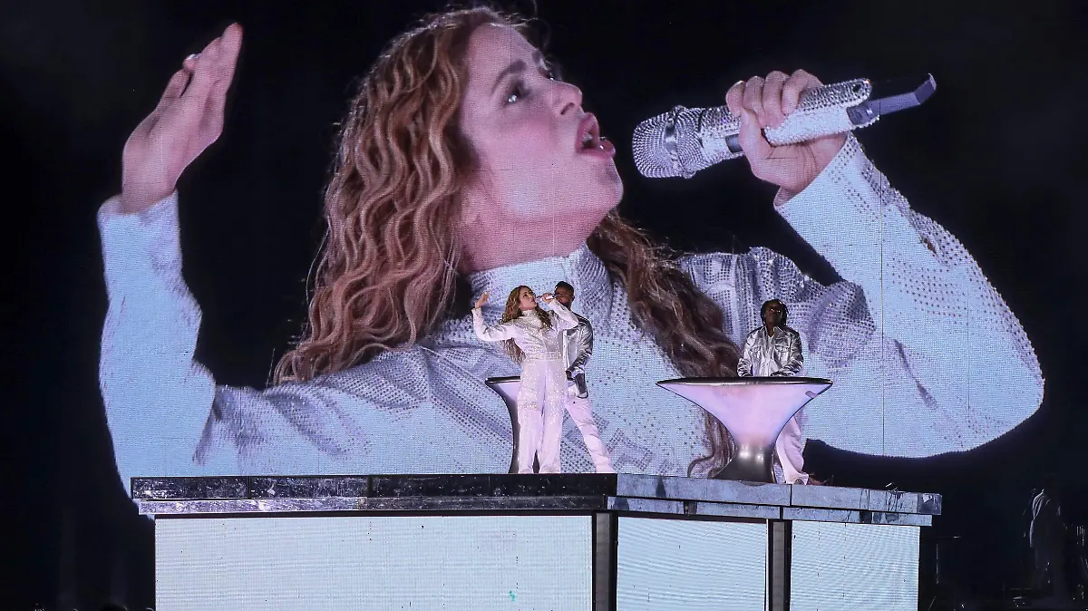 6145216-Shakira-Concierto-Estadio GNP-14