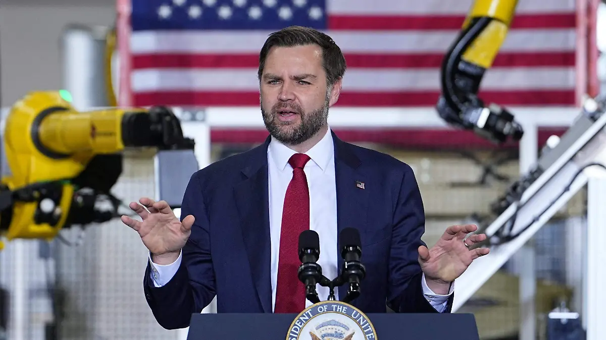 2026-02-26T182959Z_1074329722_RC2UTJAFH5Z1_RTRMADP_3_USA-VANCE