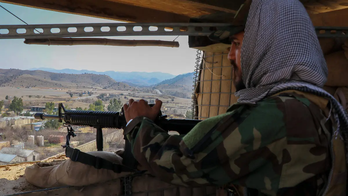 2026-02-27T103122Z_1737641919_RC2AUJACJC01_RTRMADP_3_AFGHANISTAN-PAKISTAN