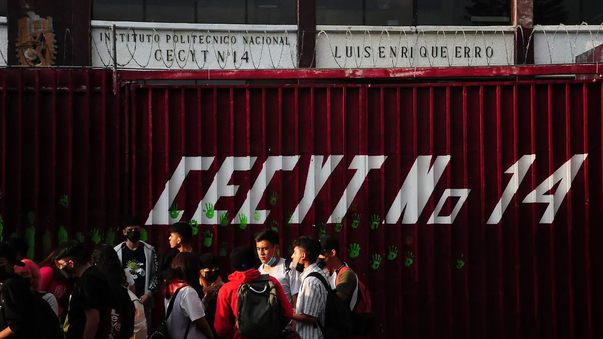 868643_Manifestación CECyT 14 Fernanda Desaparecida_web