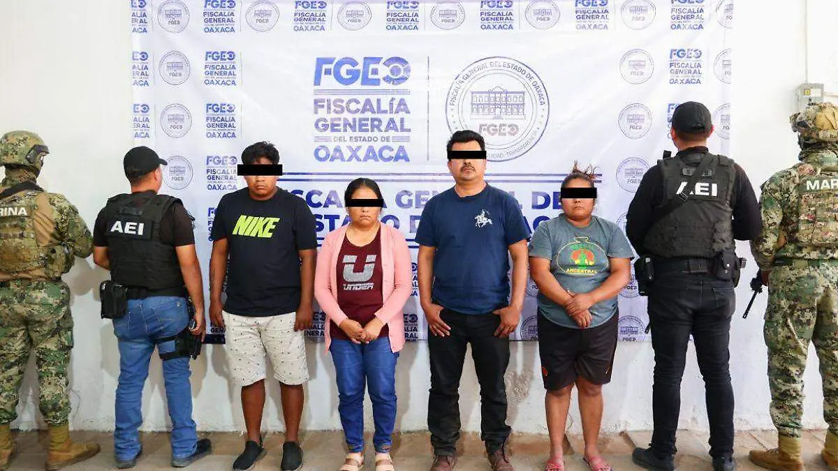 Detienen a presidente municipal, síndica y policías de Ipalapa