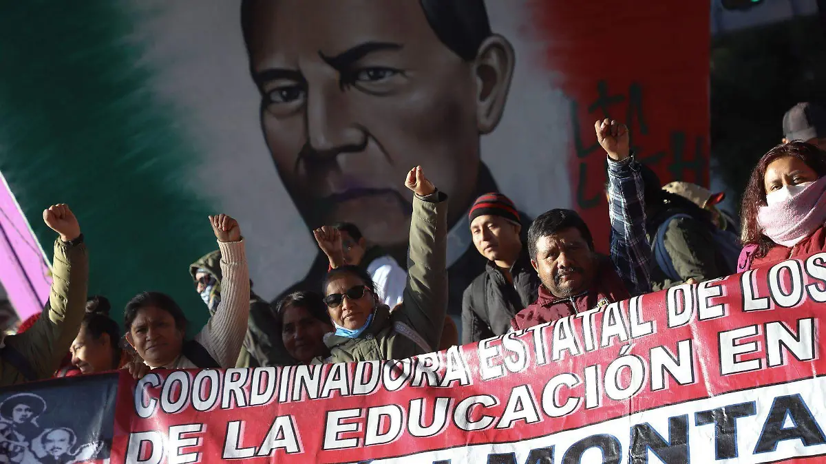 1056450_Plantón CNTE Diputados_web