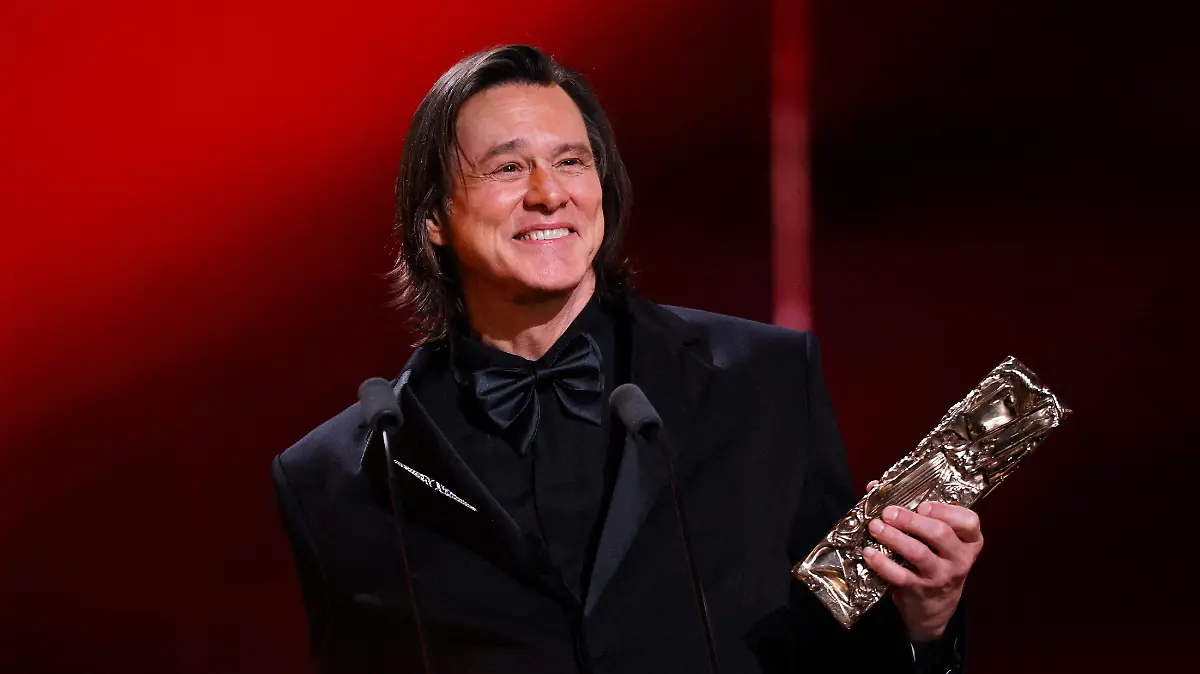 2026-02-27T001604Z_1108755903_UP1EM2Q1OQO7T_RTRMADP_3_AWARDS-CESAR