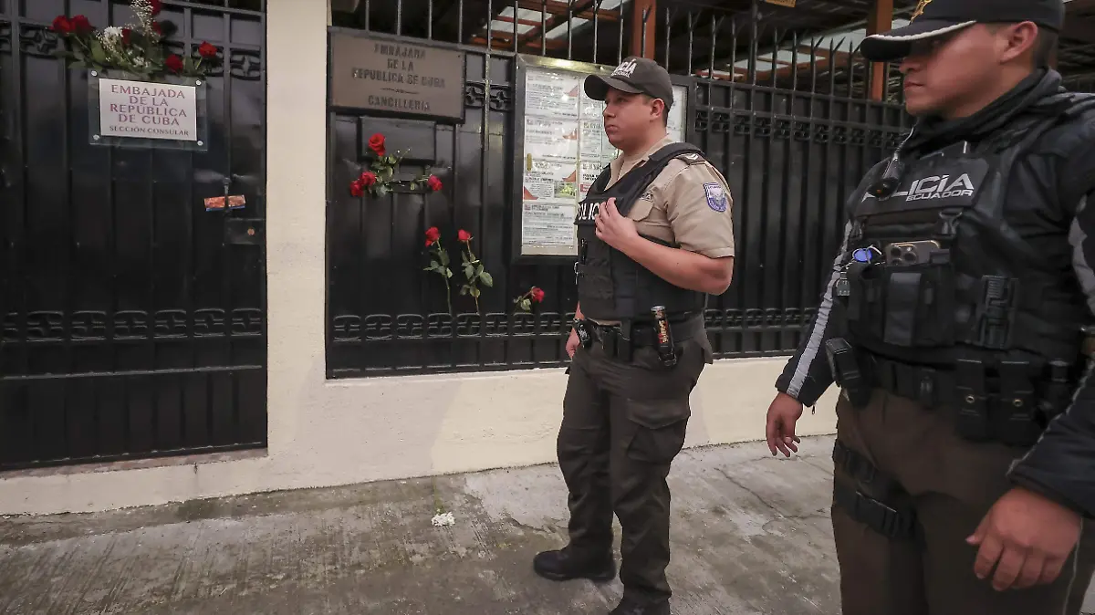 e1fa90bacbeccefb34597cfabb16dd2cc36509d3