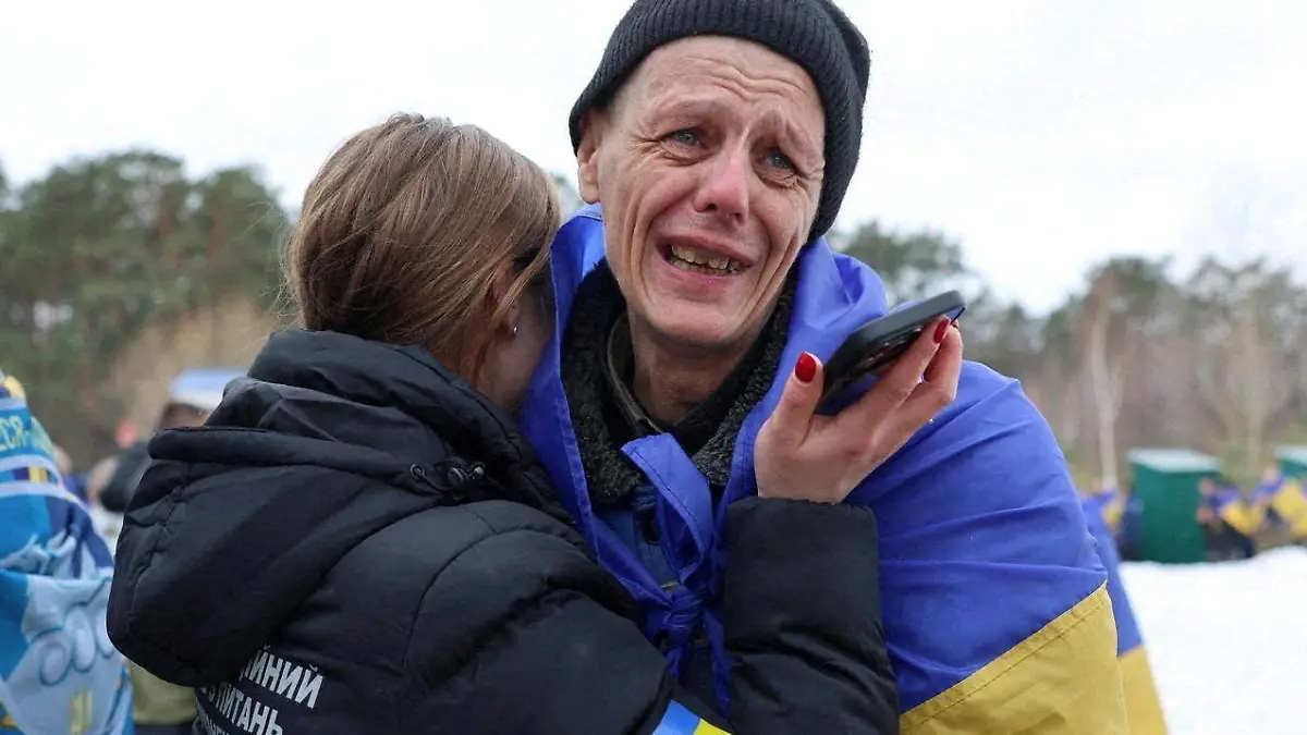 2026-03-06T162106Z_768771675_RC2YYJA25XD6_RTRMADP_3_UKRAINE-CRISIS-PRISONERS-EXCHANGE