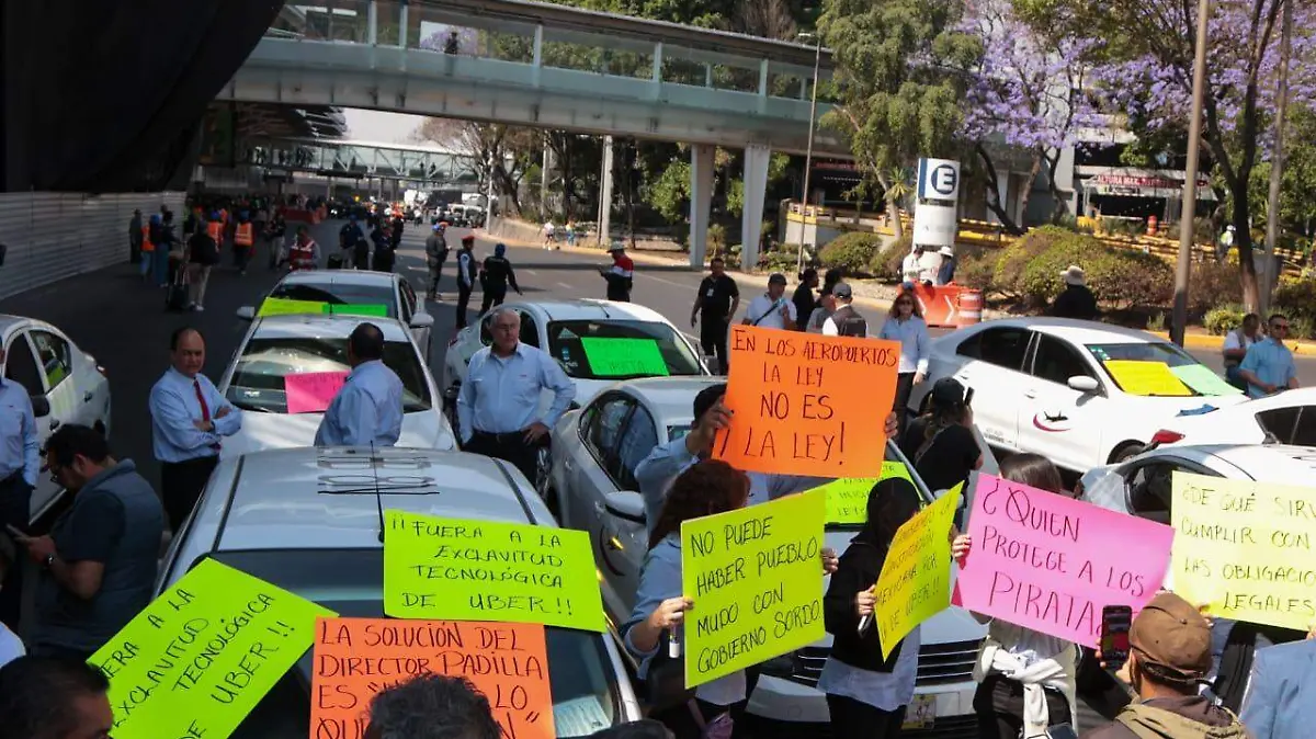 bloquoe aeropuerto ROMINA SOLIS (30)