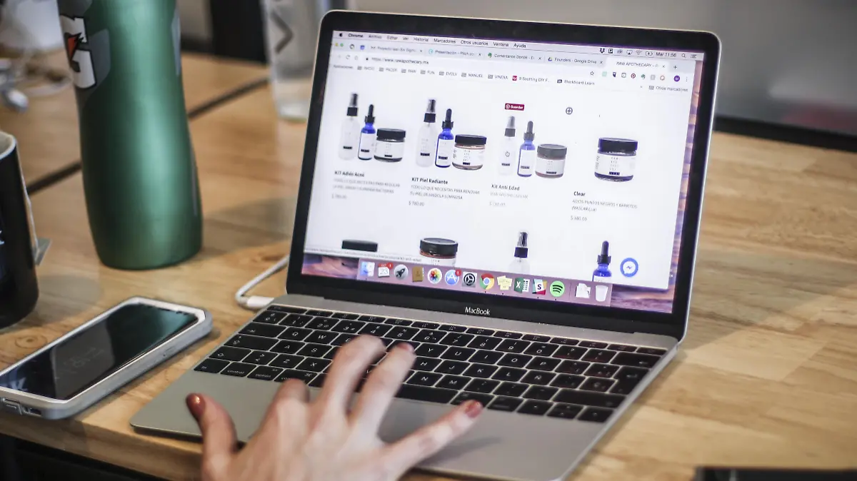 Cosmeticos-Mascarillas-Maquillaje-Venta por internet-E Comcerce-Compras en Linea (3)