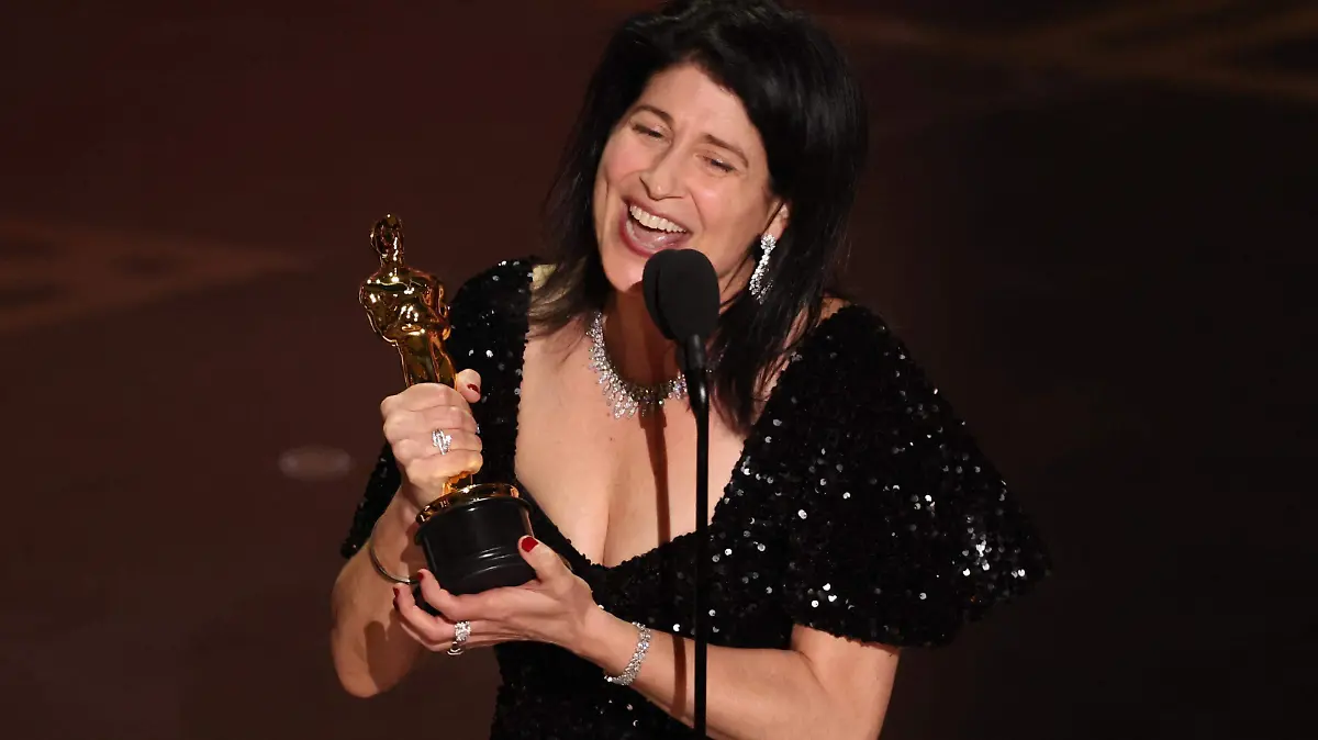 Mejor Casting - Cassandra Kulukundis