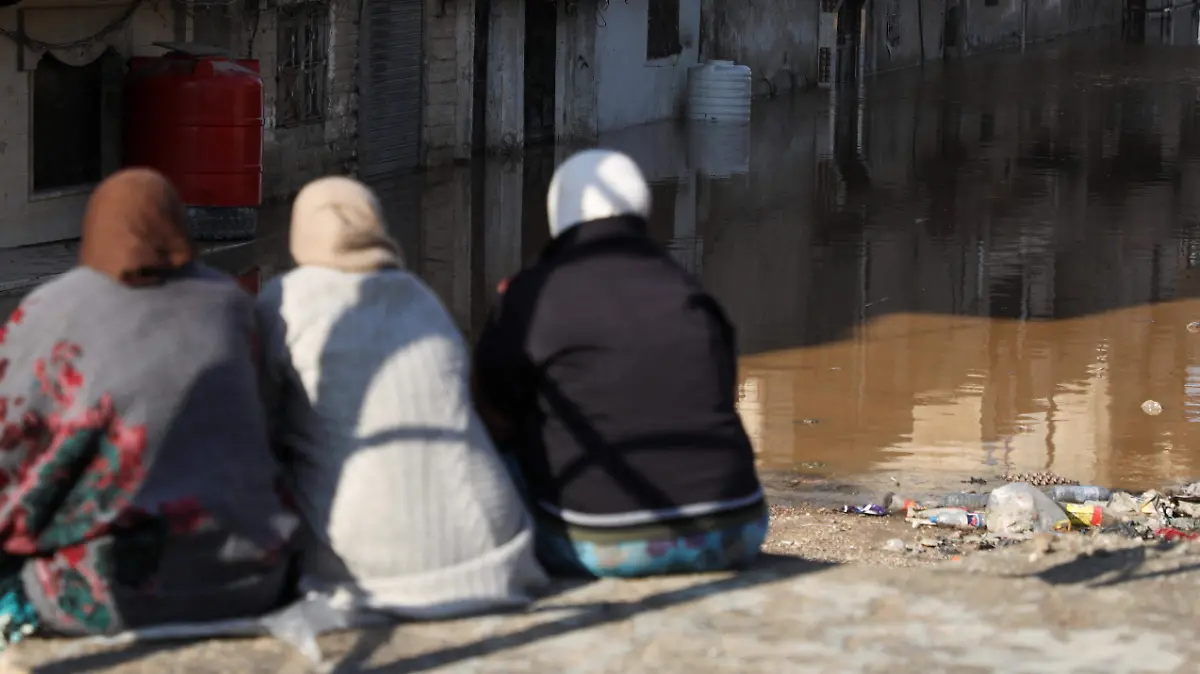 2026-03-17T062628Z_1178506286_RC266KAV7L5G_RTRMADP_3_SYRIA-WEATHER-FLOODS