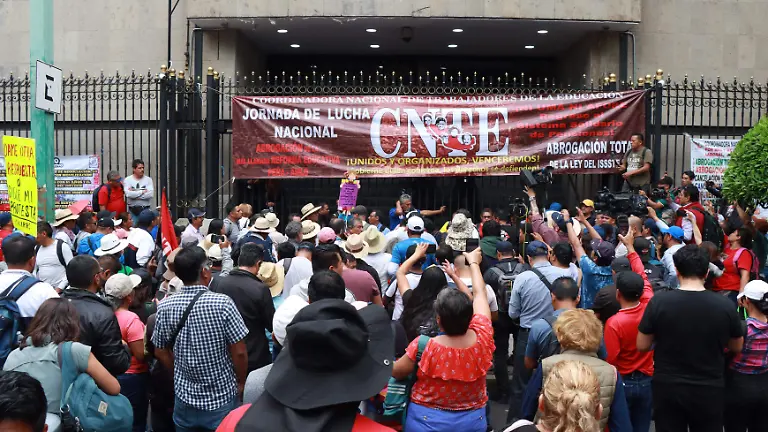 6127797-SVT02JUNIO2025-102