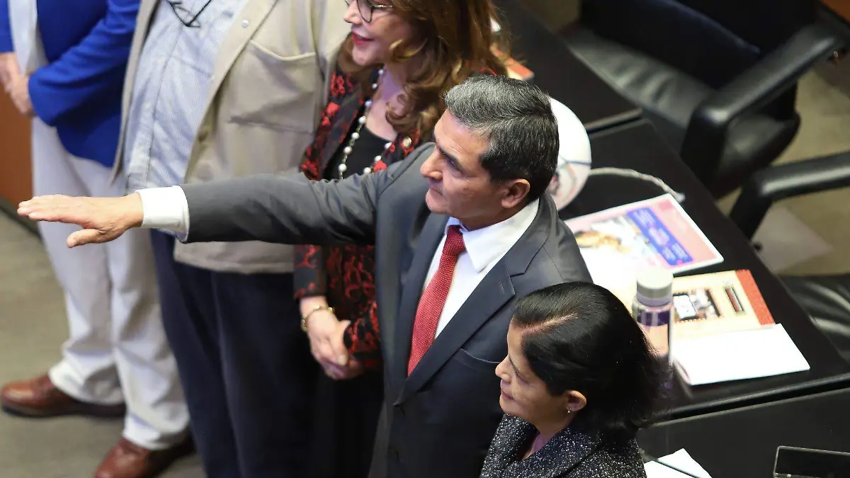 1073816_Sesión Senado_web