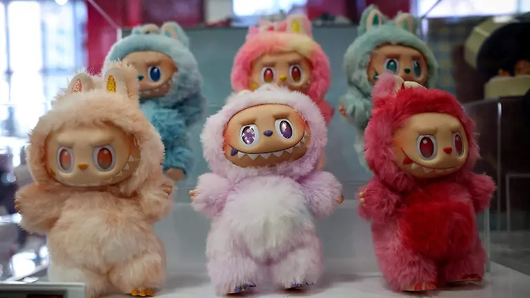 2026-03-19T000114Z_1392505148_RC26FIAUBGQF_RTRMADP_3_CHINA-POPMART-SONY