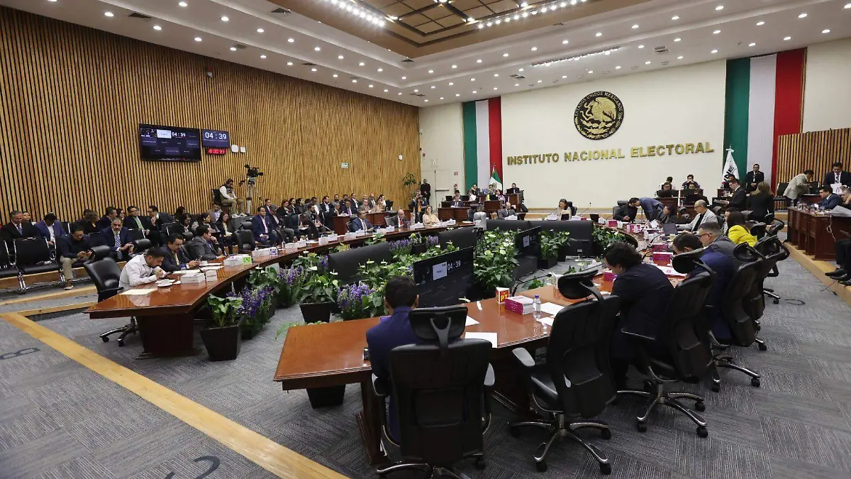 1072013_Sesión INE_web