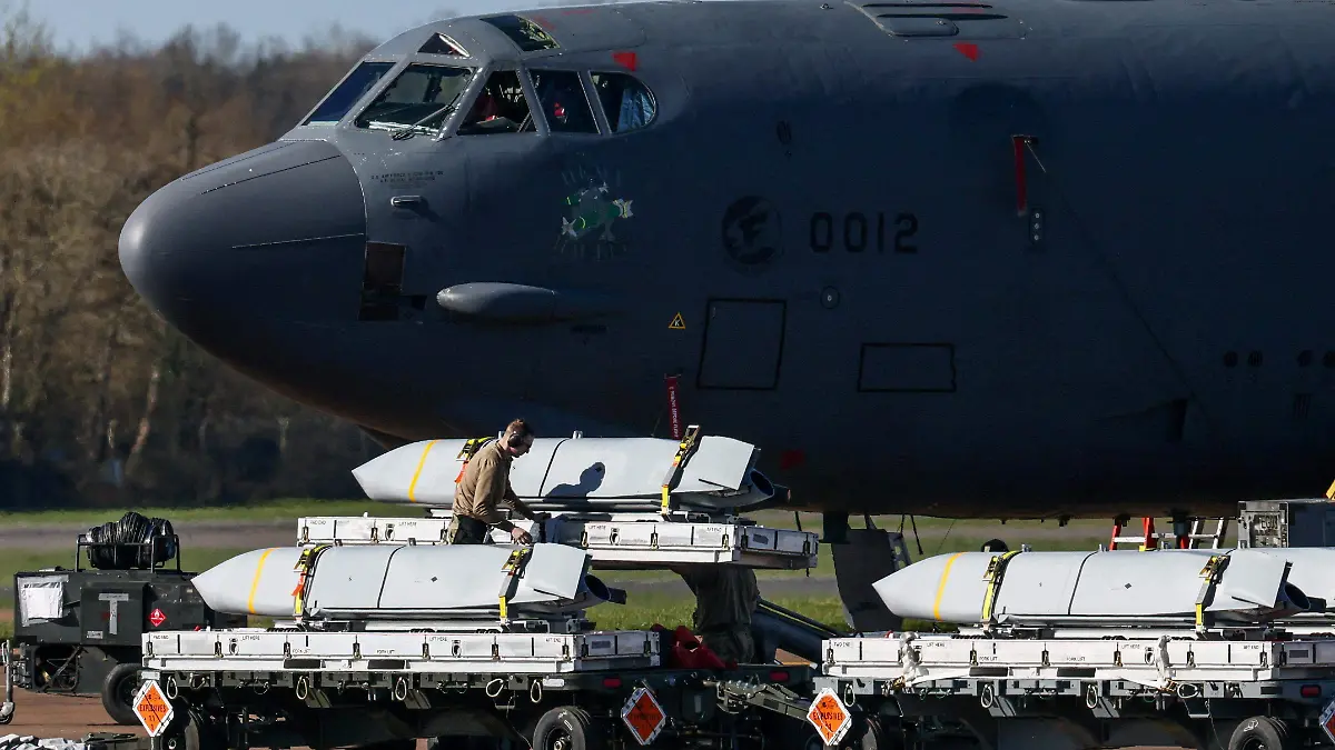 2026-03-14T160022Z_285901610_RC2D4KA9PRDW_RTRMADP_3_IRAN-CRISIS-BRITAIN