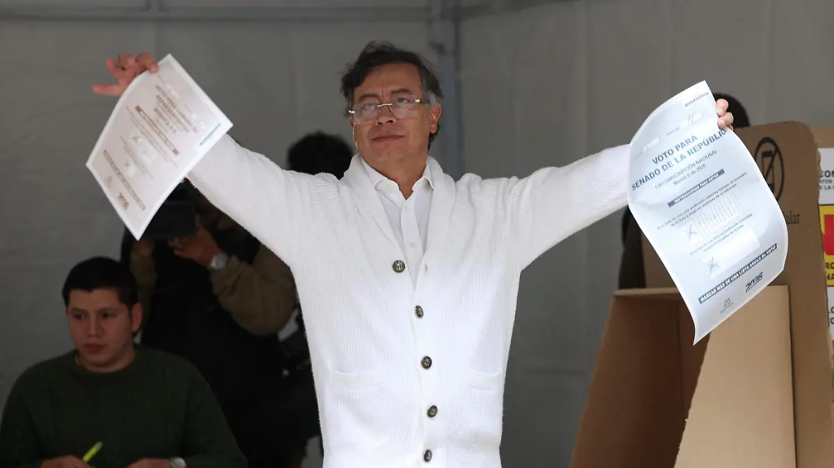 2026-03-08T141739Z_1743793915_RC2D0KAE02ZN_RTRMADP_3_COLOMBIA-ELECTION