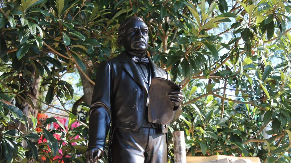 Foto-7-Rescata-Gobierno-estatal-monumentos-y-sitios-a-Benito-Juarez-en-Oaxaca