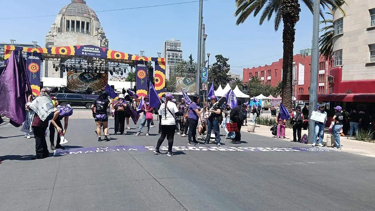 Marchan abolicionistas