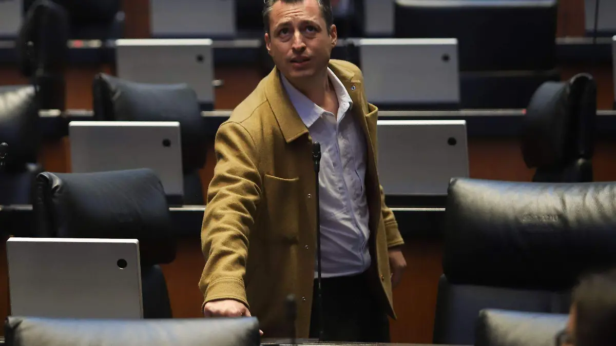 1074683_Sesión Senado_web