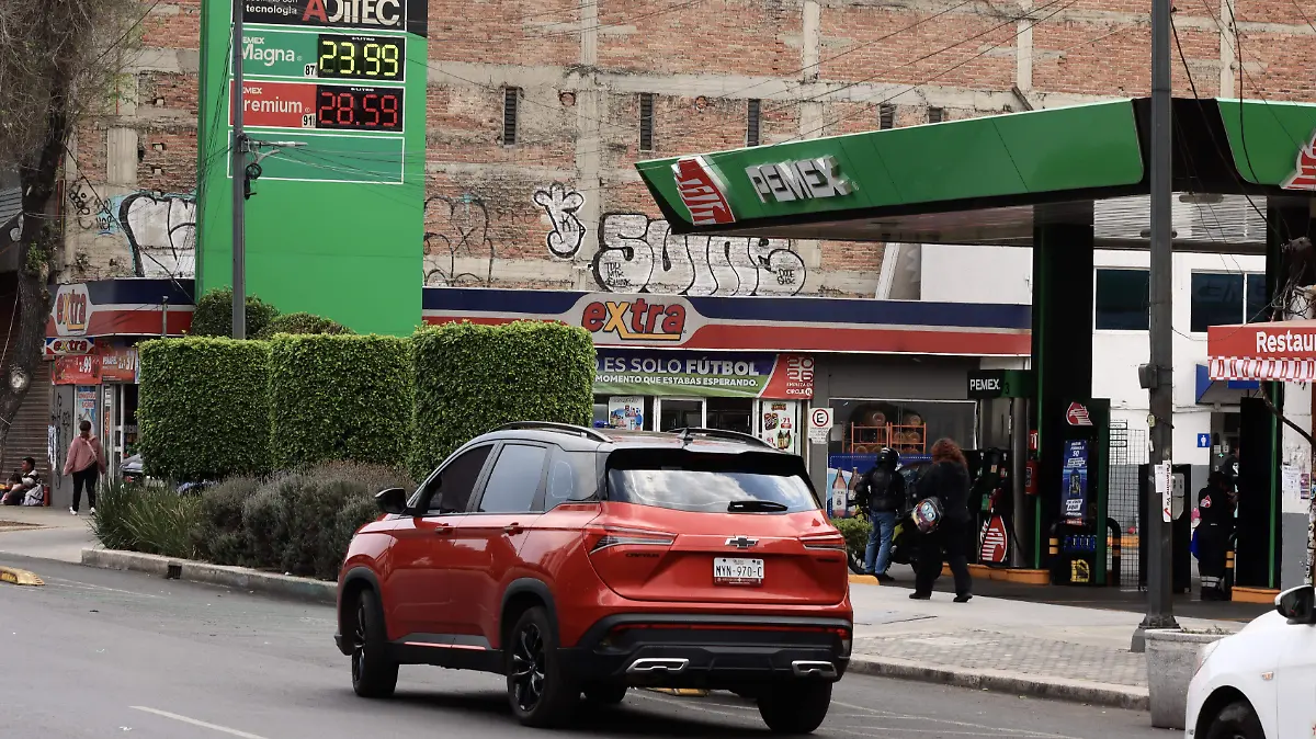6230120-Precio de la gasolina-1
