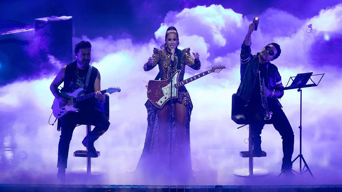 1075366_Lucero, Siempre contigo_web