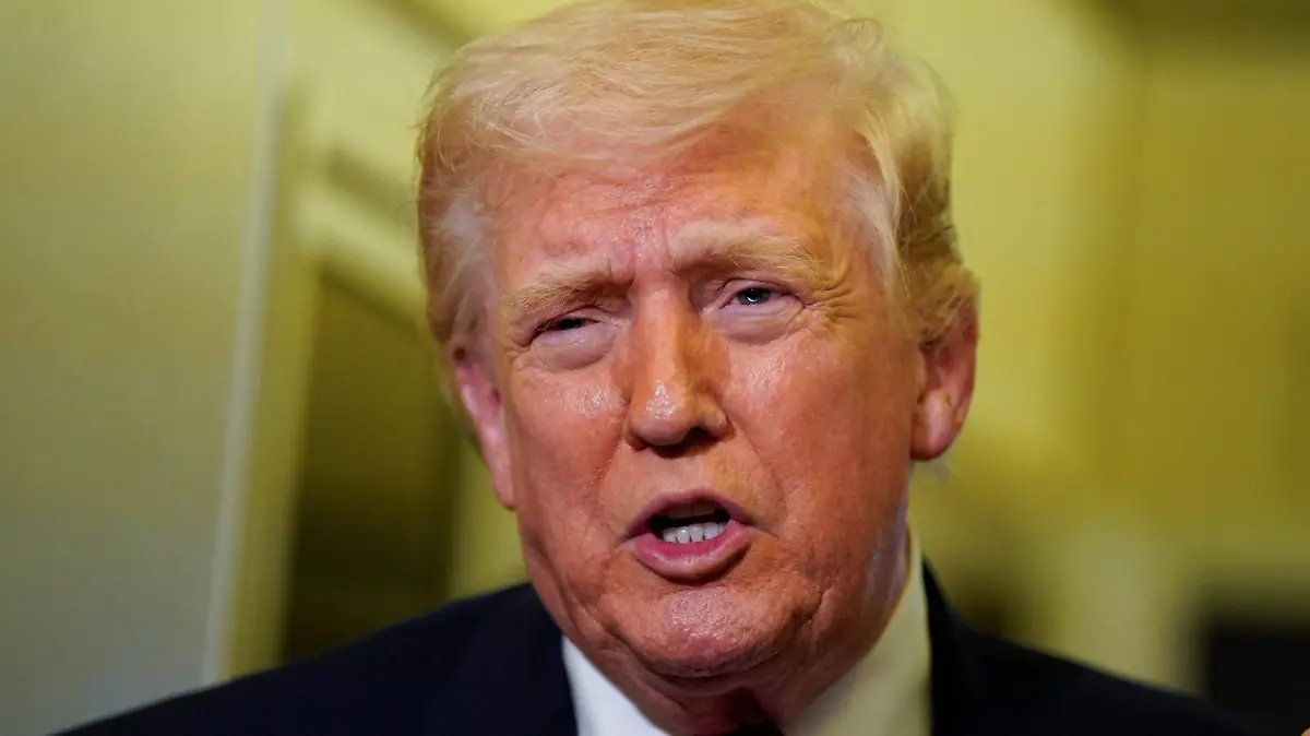 2026-03-30T005608Z_1555136098_RC2OEKAYLE5Q_RTRMADP_3_USA-TRUMP