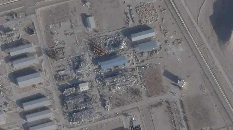 2026-03-26T172109Z_284453354_RC2SCJA5DO3L_RTRMADP_3_IRAN-CRISIS-NUCLEAR