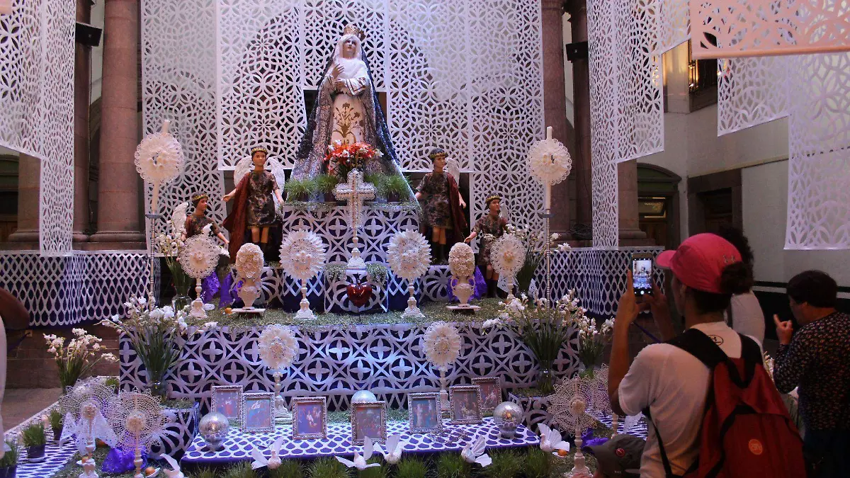 699757_Altar Dolores SLP_web