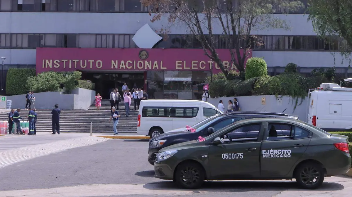 INE RETIROS VOLUNTARIOS DE TRABAJADORES romina solis