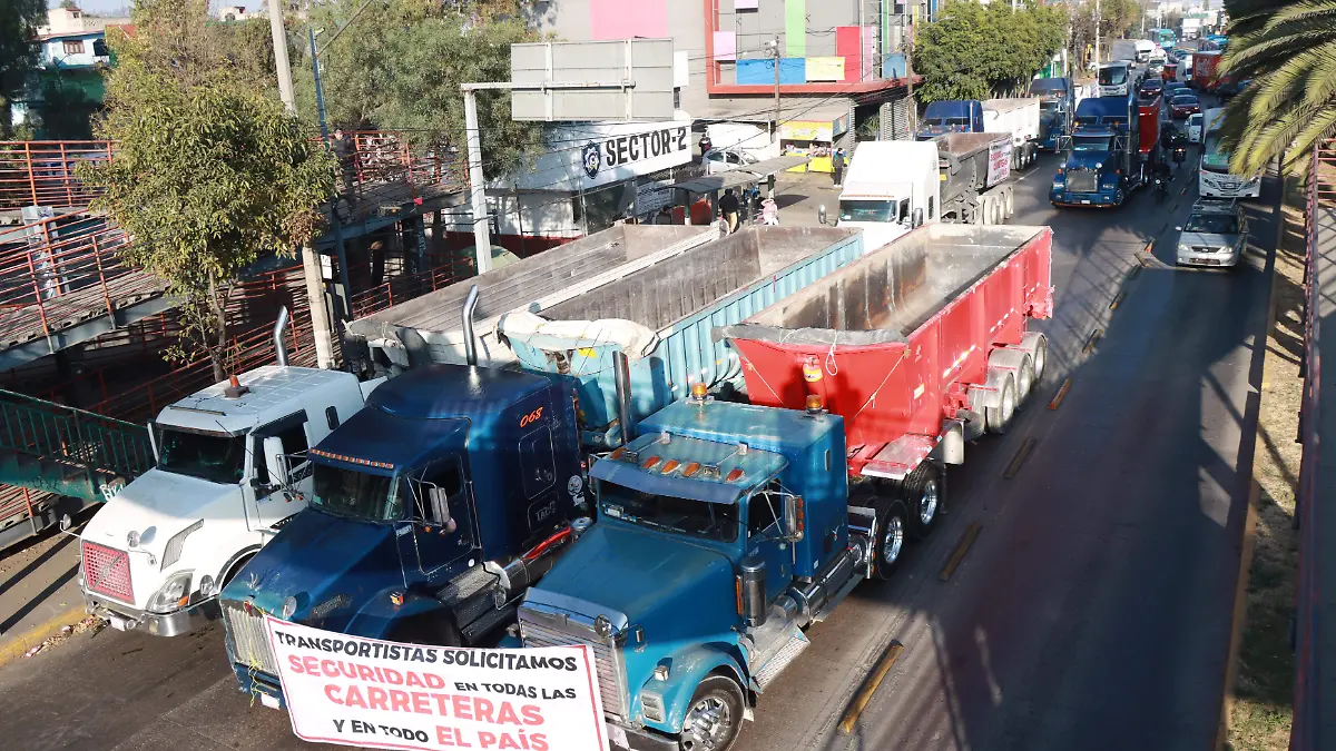 6187740-SVT24NOV2025-023