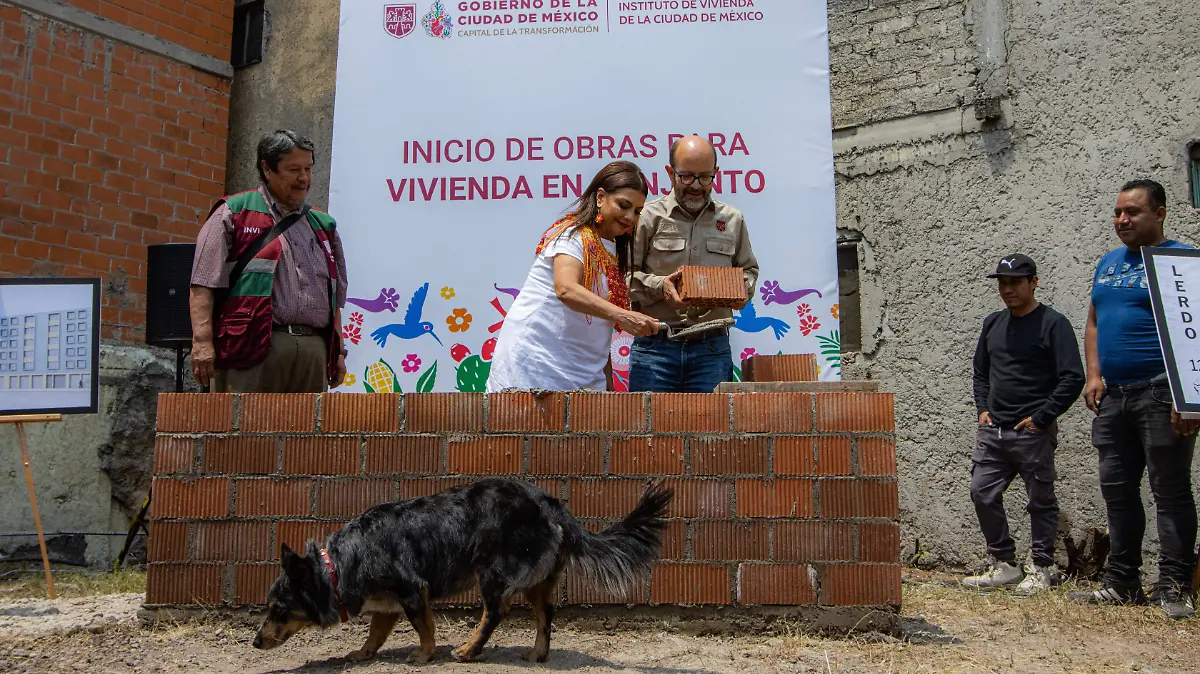 1ª piedra vivienda-Nadya Murillo-05