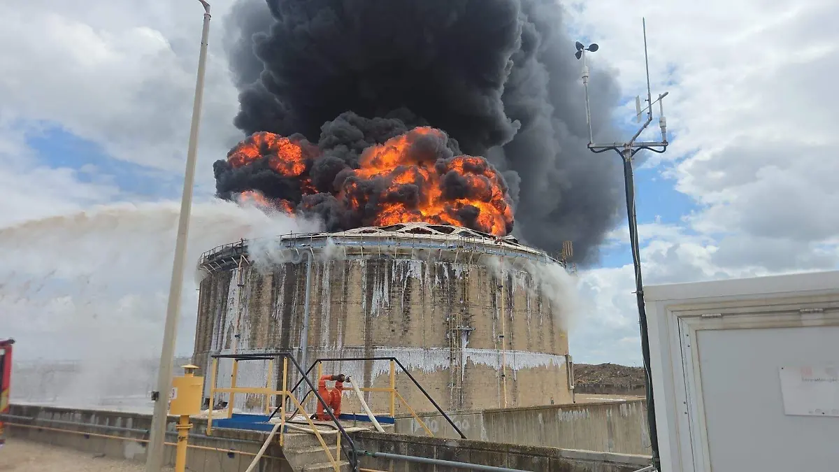 7d6b398d6fad1f9d6cfa961e6749ed58ae15ac47