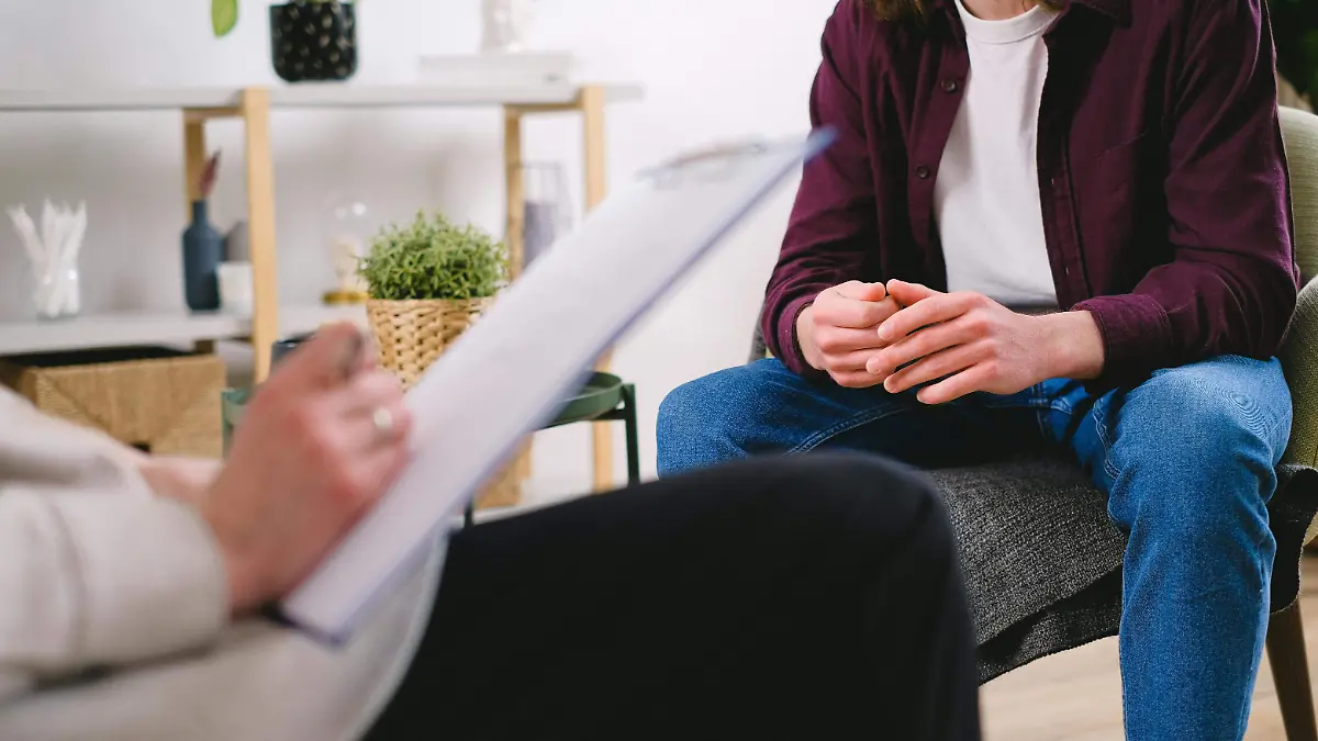 pexels-shvets-production-7176077